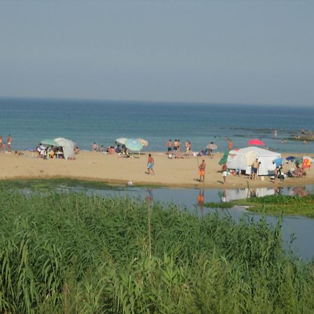 Villa Luna A Pochi Passi Dalla Spiaggia Avola Exteriör bild